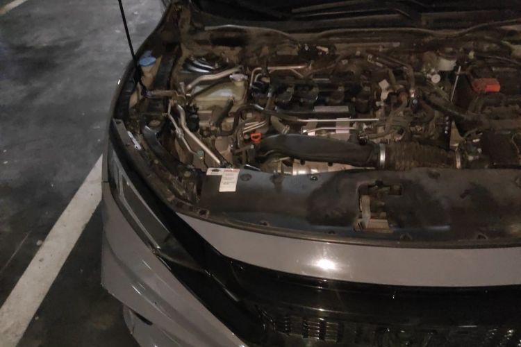 Used Honda Civic 2016 220TURBO CVT Luxury Edition Engine Bay Right