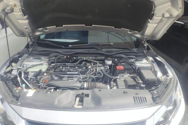 Used Honda Civic 2016 220TURBO CVT Luxury Edition Engine Bay