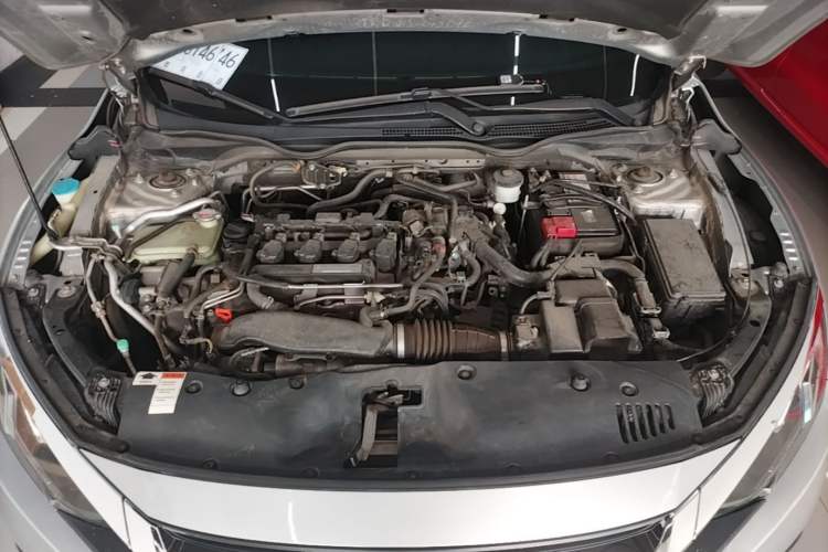 Used Honda Civic 2016 220TURBO CVT Luxury Edition Engine Bay