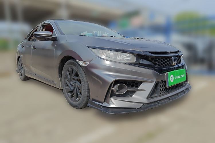 Used Honda Civic 2016 220TURBO CVT Luxury Edition Front Right 45 Deg