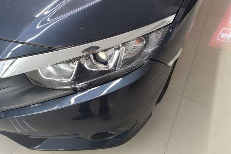 Used Honda Civic 2016 220TURBO CVT Luxury Edition Left Front Headlight