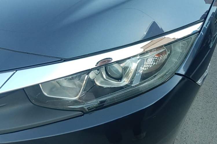 Used Honda Civic 2016 220TURBO Manual Luxury Edition Left Front Headlight