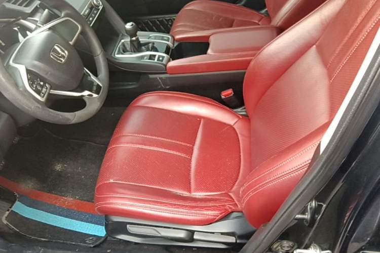 Used Honda Civic 2016 220TURBO Manual Luxury Edition Left Front Seat