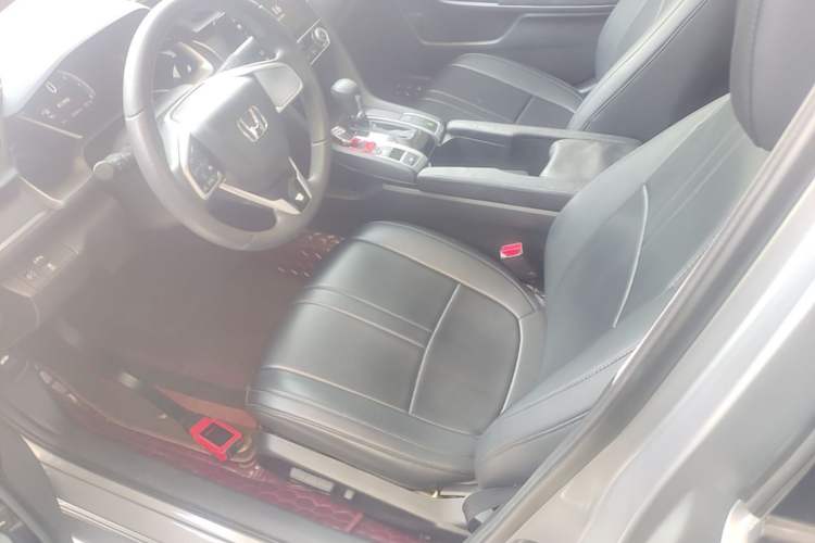 Used Honda Civic 2016 220TURBO CVT Luxury Edition Left Front Seat