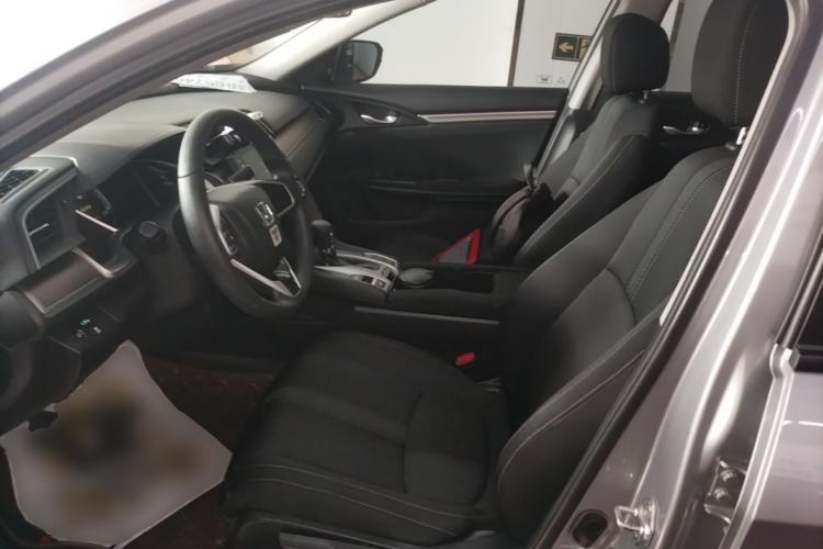 Used Honda Civic 2016 220TURBO CVT Luxury Edition Left Front Seat