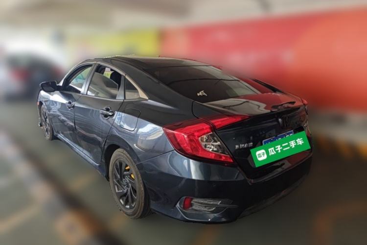 Used Honda Civic 2016 220TURBO Manual Luxury Edition Rear Left 45 Deg