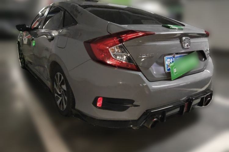 Used Honda Civic 2016 220TURBO CVT Luxury Edition Rear Left 45 Deg