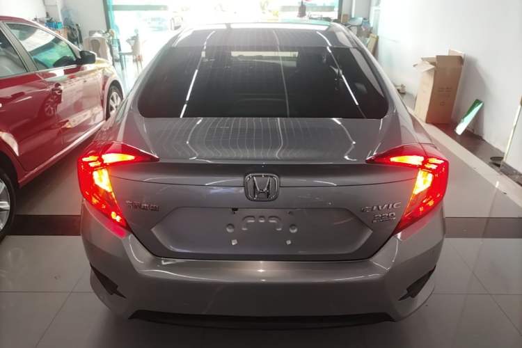 Used Honda Civic 2016 220TURBO CVT Luxury Edition Rear
