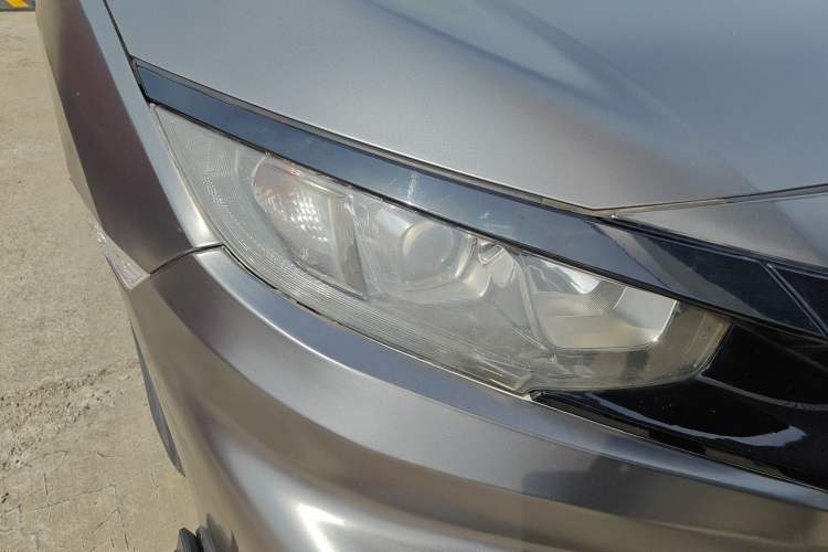 Used Honda Civic 2016 220TURBO CVT Luxury Edition Right Front Headlight