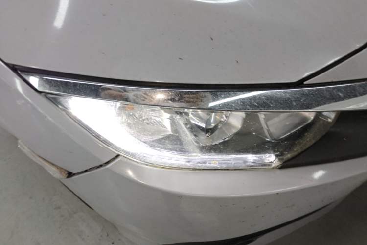 Used Honda Civic 2016 220TURBO CVT Luxury Edition Right Front Headlight