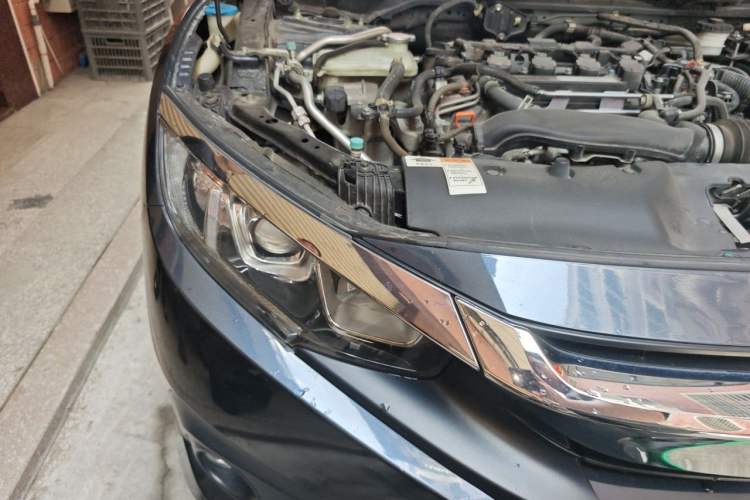 Used Honda Civic 2016 220TURBO CVT Luxury Edition Right Front Headlight