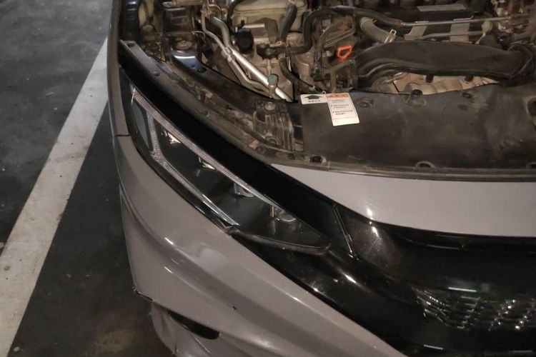 Used Honda Civic 2016 220TURBO CVT Luxury Edition Right Front Headlight