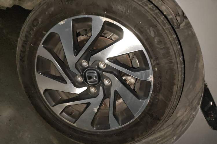 Used Honda Civic 2016 220TURBO CVT Luxury Edition Right Front Wheel Hub