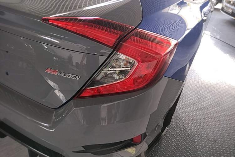 Used Honda Civic 2016 220TURBO CVT Prestige Edition Right Rear Taillight
