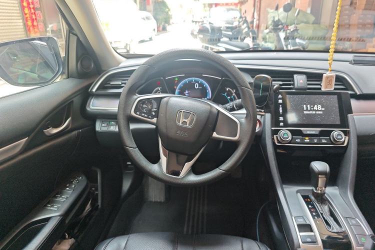 Used Honda Civic 2016 220TURBO CVT Luxury Edition Steering Wheel