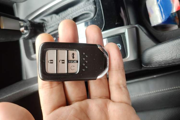 Used Honda Civic 2016 220TURBO CVT Prestige Edition Vehicle Key