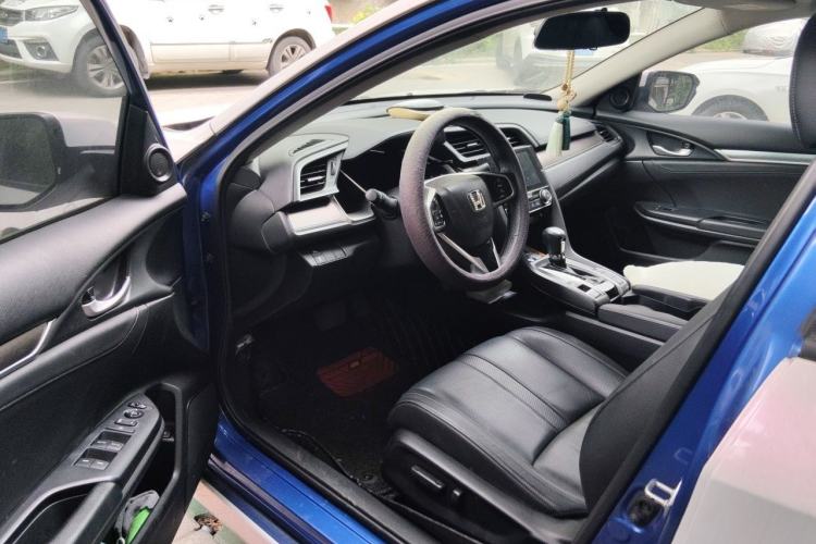 Used Honda Civic 2016 220TURBO CVT Prestige Edition Driver Seat