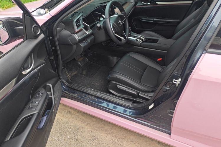 Used Honda Civic 2016 220TURBO CVT Luxury Edition Driver Seat