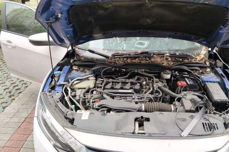 Used Honda Civic 2016 220TURBO CVT Prestige Edition Engine Bay Right