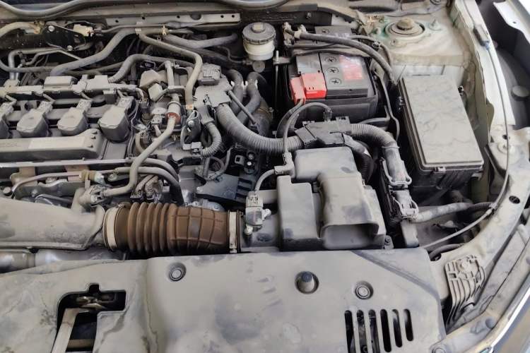 Used Honda Civic 2016 220TURBO CVT Luxury Edition Engine Bay Left