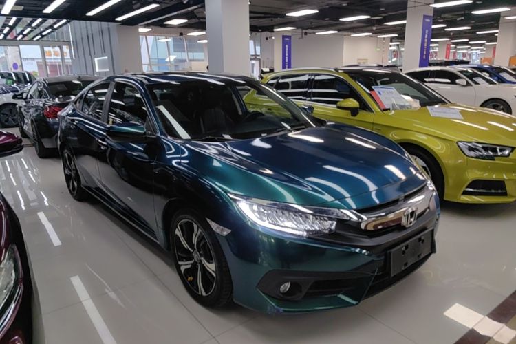 Used Honda Civic 2016 220TURBO CVT Prestige Edition Front Right 45 Deg