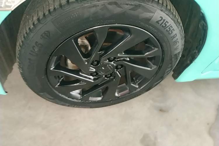 Used Honda Civic 2016 220TURBO CVT Luxury Edition Left Front Wheel Hub