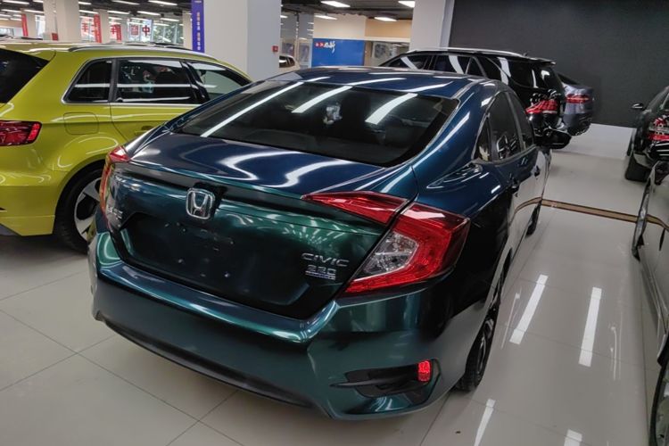 Used Honda Civic 2016 220TURBO CVT Prestige Edition Rear Right 45 Deg