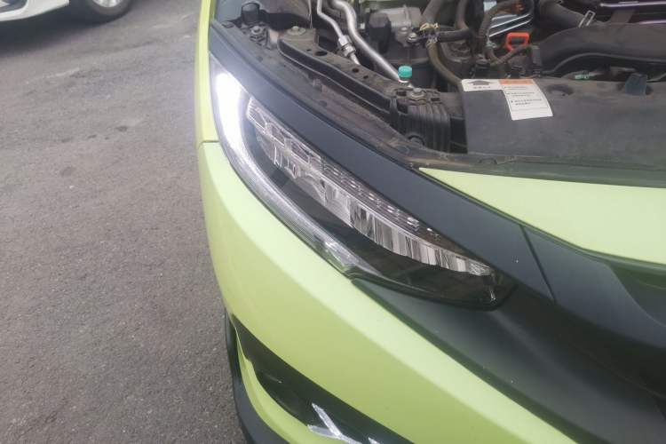 Used Honda Civic 2016 220TURBO CVT Prestige Edition Right Front Headlight