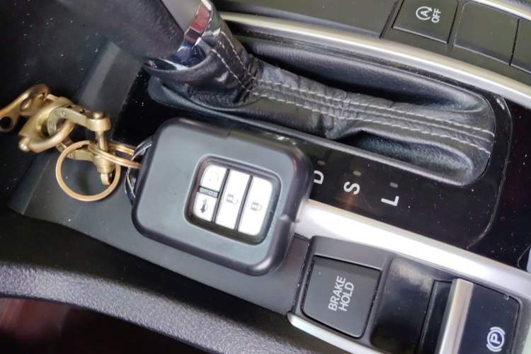 Used Honda Civic 2016 220TURBO CVT Luxury Edition Vehicle Key
