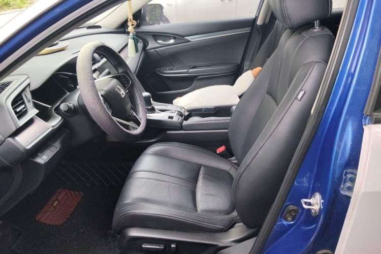 Used Honda Civic 2016 220TURBO CVT Prestige Edition Left Front Seat