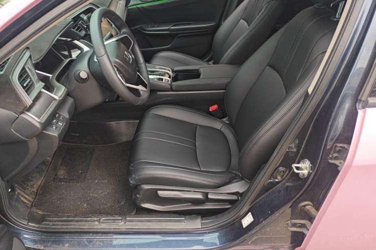 Used Honda Civic 2016 220TURBO CVT Luxury Edition Left Front Seat
