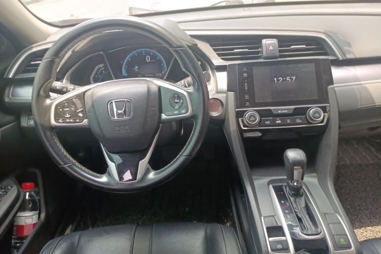Used Honda Civic 2016 220TURBO CVT Prestige Edition Center Console