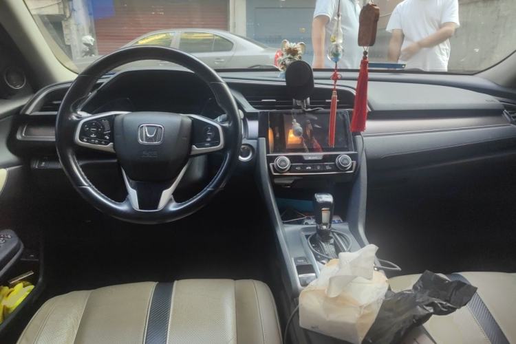 Used Honda Civic 2016 220TURBO CVT Prestige Edition Center Console