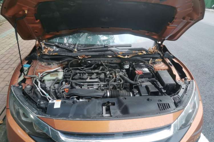 Used Honda Civic 2016 220TURBO CVT Luxury Edition Engine Bay