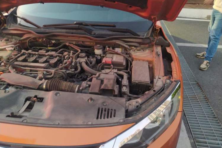 Used Honda Civic 2016 220TURBO CVT Luxury Edition Engine Bay Left