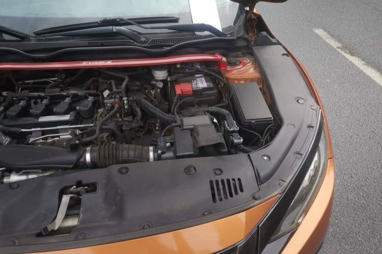 Used Honda Civic 2016 220TURBO CVT Luxury Edition Engine Bay Left