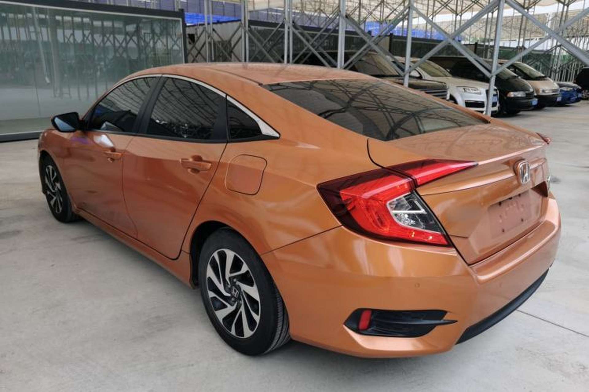 Used Honda Civic 2016 220TURBO CVT Luxury Edition Exterior 2