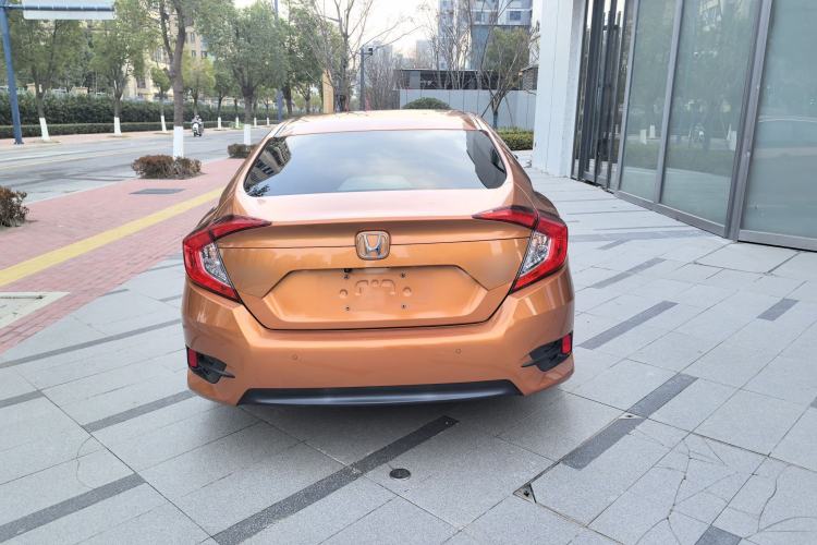 Used Honda Civic 2016 220TURBO CVT Luxury Edition Exterior 6
