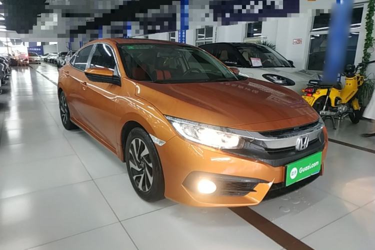 Used Honda Civic 2016 220TURBO CVT Luxury Edition Front Right 45 Deg