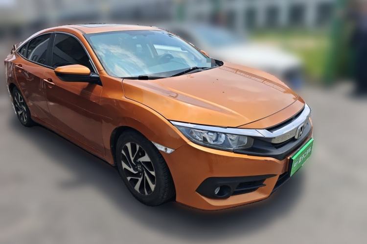 Used Honda Civic 2016 220TURBO Manual Luxury Edition Front Right 45 Deg