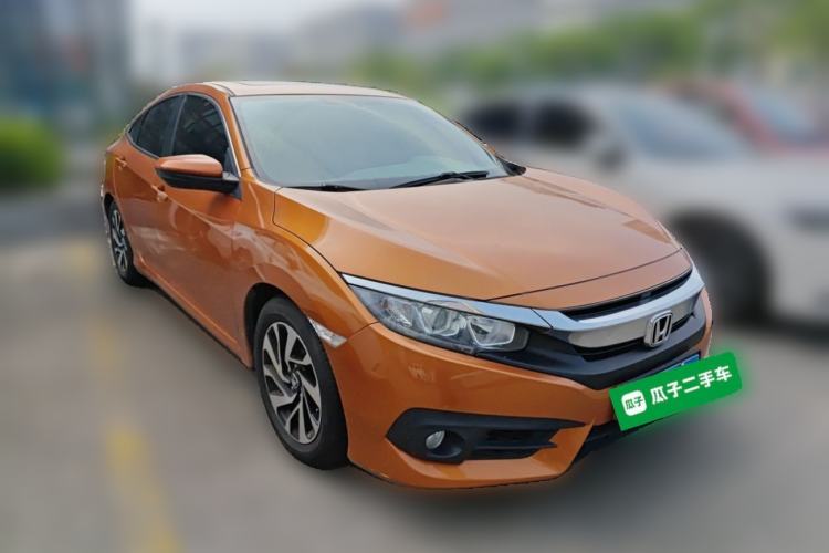 Used Honda Civic 2016 220TURBO CVT Luxury Edition Front Right 45 Deg
