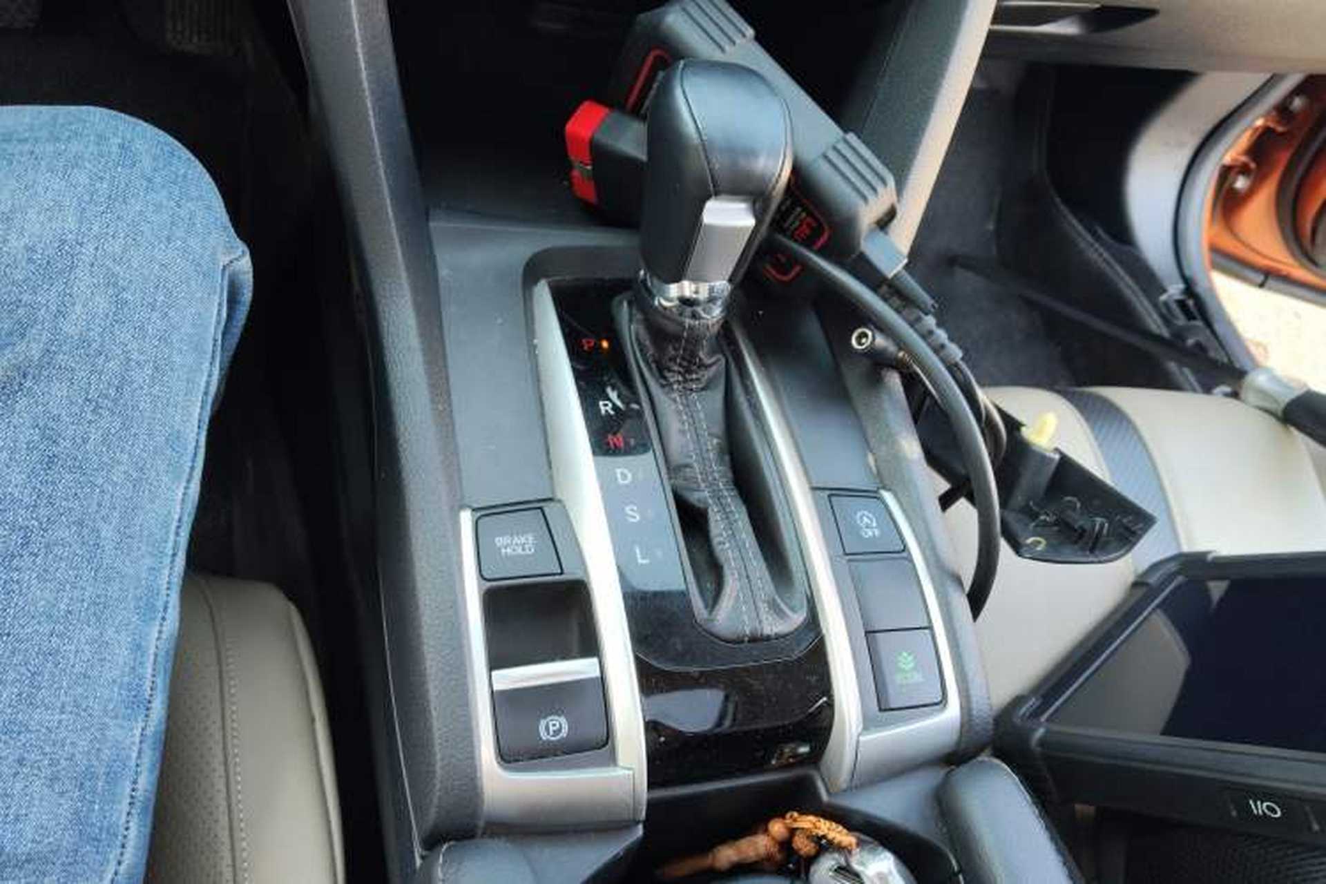 Used Honda Civic 2016 220TURBO CVT Prestige Edition Gear Lever