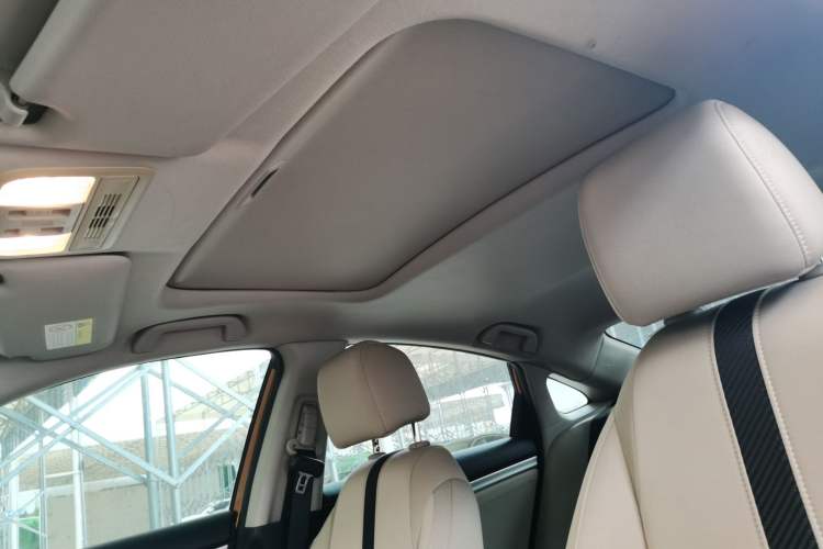 Used Honda Civic 2016 220TURBO CVT Luxury Edition Headliner