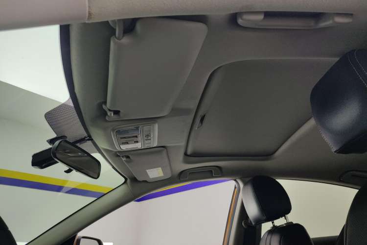 Used Honda Civic 2016 220TURBO CVT Luxury Edition Headliner