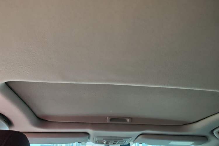 Used Honda Civic 2016 220TURBO Manual Luxury Edition Headliner