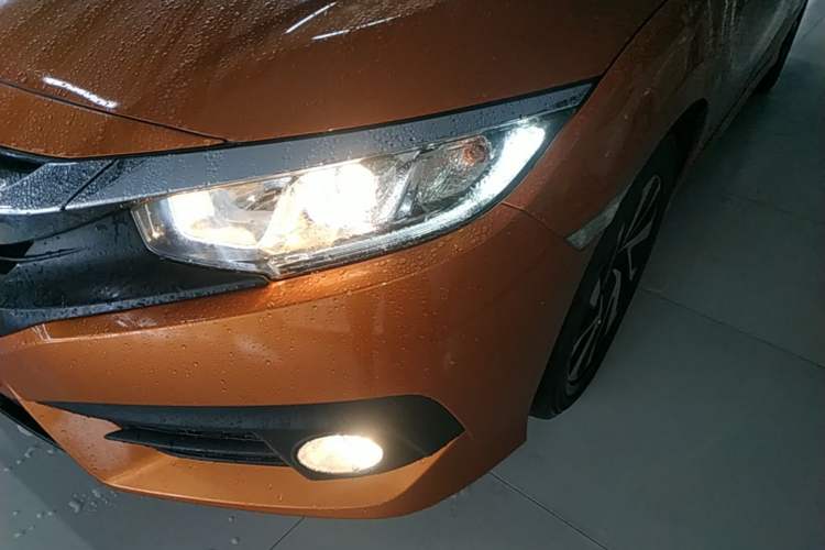 Used Honda Civic 2016 220TURBO CVT Luxury Edition Left Front Headlight