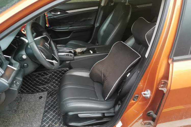 Used Honda Civic 2016 220TURBO CVT Luxury Edition Left Front Seat