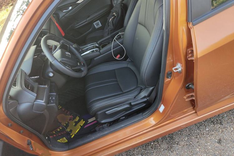 Used Honda Civic 2016 220TURBO CVT Luxury Edition Left Front Seat