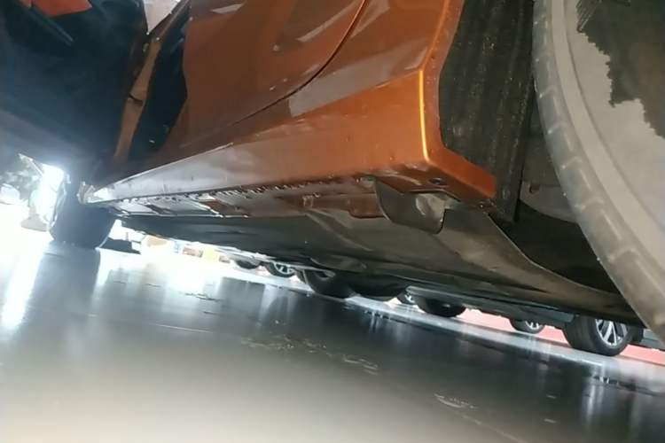 Used Honda Civic 2016 220TURBO CVT Luxury Edition Left Side Sill