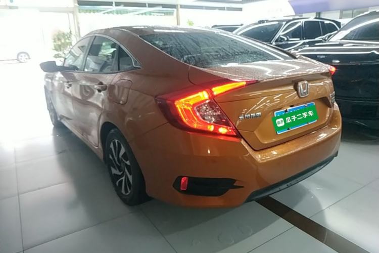 Used Honda Civic 2016 220TURBO CVT Luxury Edition Rear Left 45 Deg
